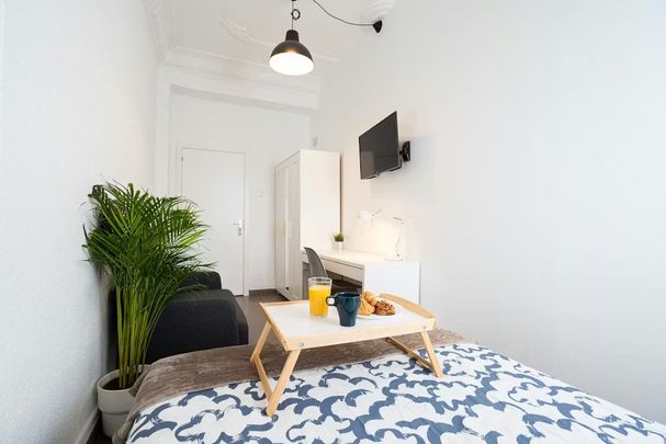 Carrer Honorato Juan, Valencia, Valencian Community 46007 - Photo 1