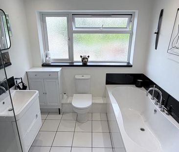 3 bedroom semi-detached house to rent - Photo 6
