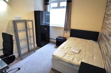 5 bedroom house share to rent - Photo 3