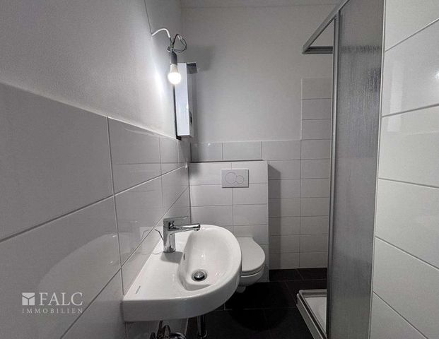 Renovierte Wohnung im 2 OG - Photo 1