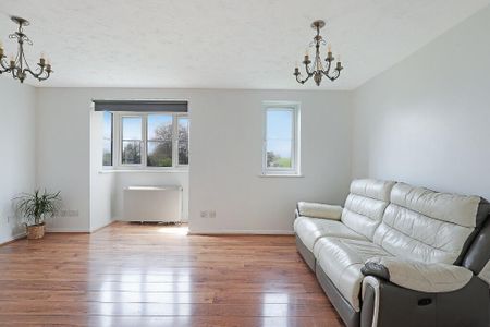 2 bedroom flat to rent - Photo 3