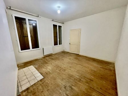 Location Maison 3 pièces 64m² CHATELLERAULT 86100 - Photo 3