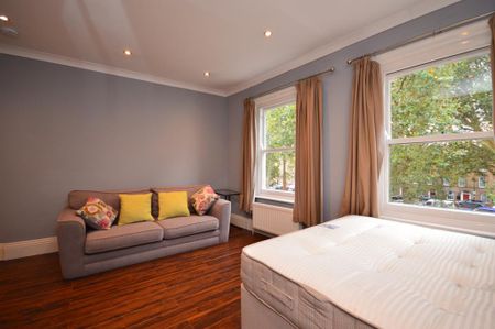 3 bedroom flat to rent - Photo 3
