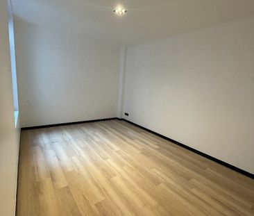 Gerenoveerd twee-slaapkamerappartement te huur nabij centrum Gent - Foto 4