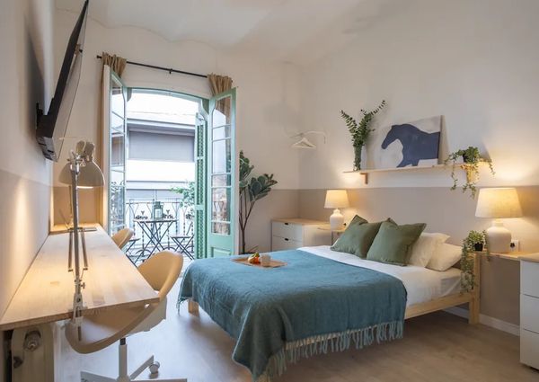 Carrer de Pons i Gallarza, Barcelona, Catalonia 08030