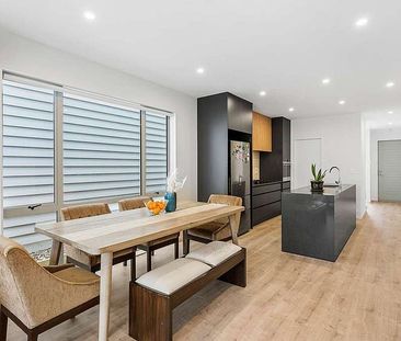 Modern Home in Karaka - Photo 5