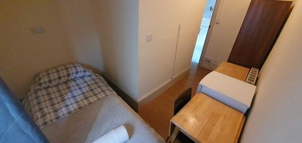 Flat share to rent - Photo 1