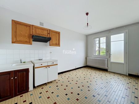 Location Appartement 2 pièces 39m² CONDE SUR VIRE 50890 - Photo 3