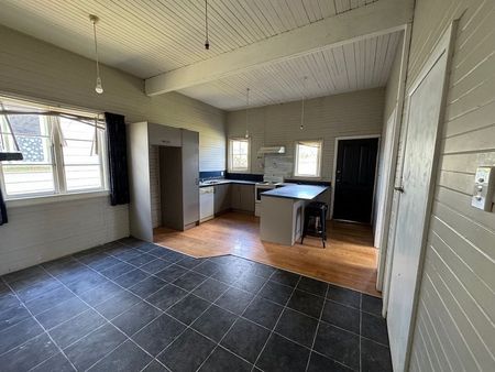 Rental Property Right By The Hospital - Photo 5