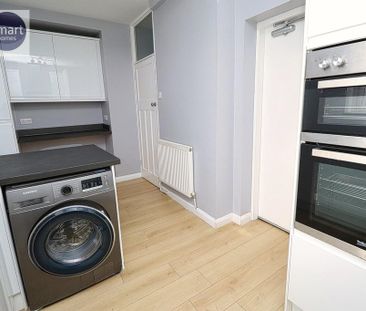 3 bedroom semi-detached house to rent - Photo 6