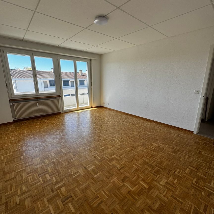 Helle 4.5-Zimmer-Wohnung mit Balkon und Bergblick in Bellach - Foto 1