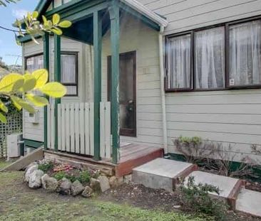 3BR Home Bluff Hill Central, Heatpump, Fireplace - Photo 4