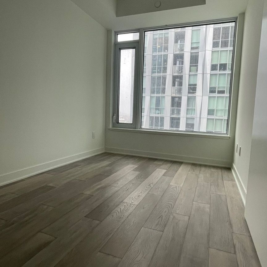 For Lease - 11 Yorkville Avenue Unit# 1106, Toronto, Ontario - Photo 1