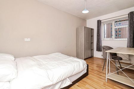 3 bedroom terraced house to rent - Photo 3