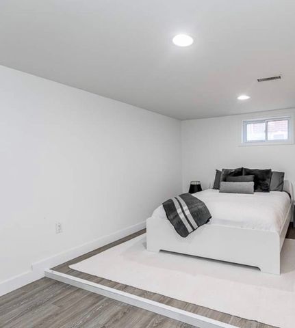 For Lease - 163 Gunn Street Unit# Basement, Barrie, Ontario - Photo 4