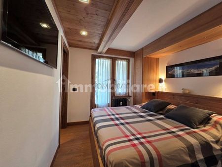 Trilocale SS26dir 28, Centro, Courmayeur - Foto 4