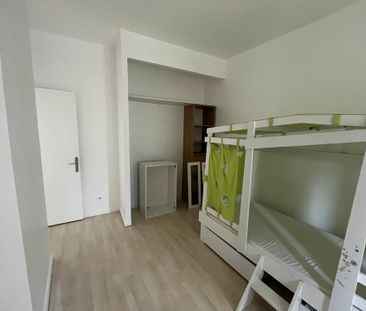 Location Appartement 3 pièces 74m² ST ETIENNE 42100 - Photo 3