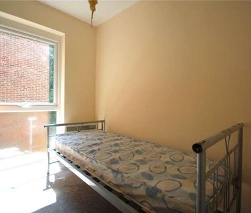 Trafalgar Court, Southcote Road, Reading, Berkshire, RG30 - Photo 3