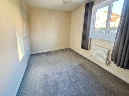 2 bedroom semi-detached house to rent - Photo 4