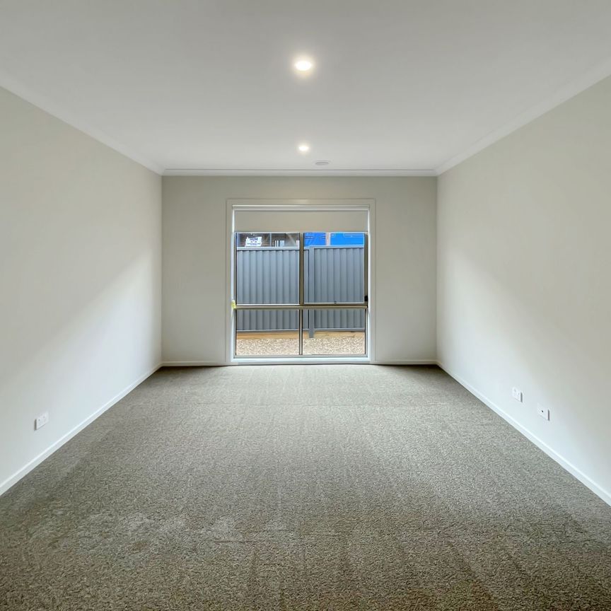 18 Whatman Street, Lucas - Photo 1