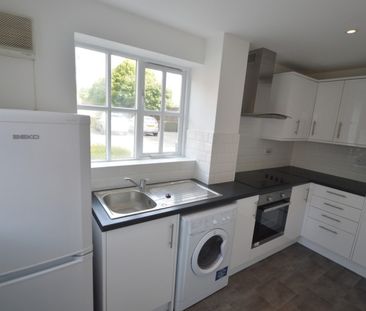 2 bedroom Cluster House - GRESLEY CLOSE, WELWYN GARDEN CITY - Photo 1