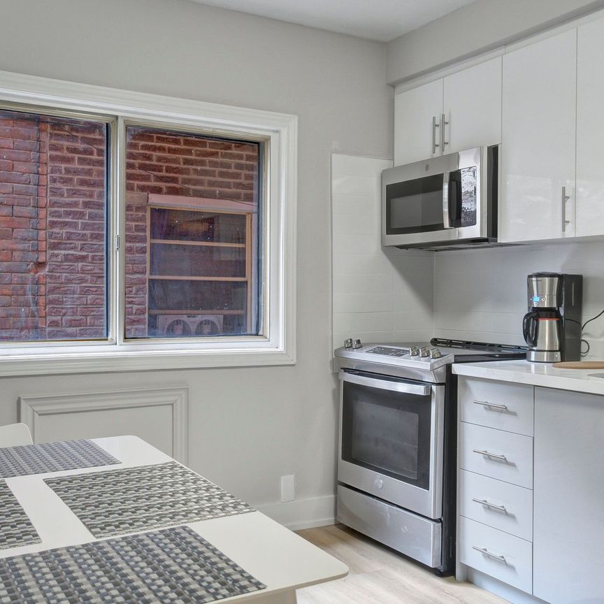 For Lease - 1371 King Street Unit# 101, Toronto, Ontario - Photo 1