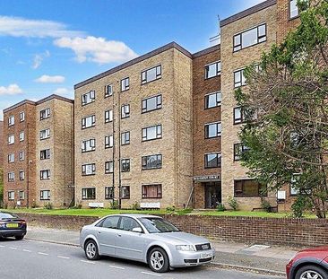 3 bedroom apartment to rent - Photo 5