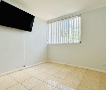 A spacious family home will immediately catch your attention. - Photo 4