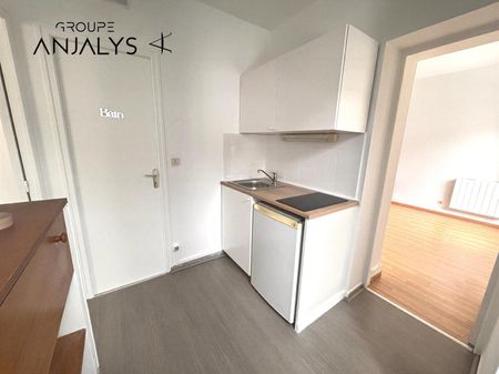 Location Appartement 2 pièces 38m² CALUIRE ET CUIRE 69300 - Photo 3