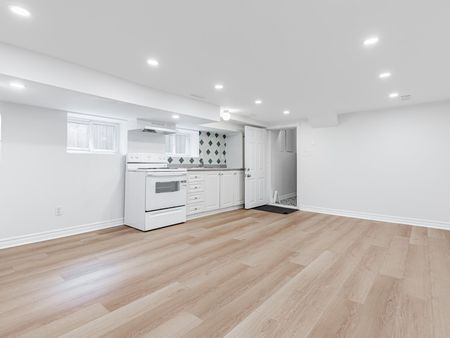 For Lease - 8 Redwood Avenue Unit# Bsmt, Toronto, Ontario - Photo 3