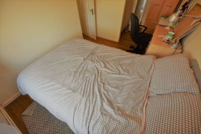 4 bedroom House in Burley Lodge Road, Leeds - Photo 5