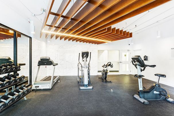 Tour d'Auteuil - Photo 1