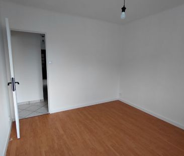 Location Appartement 4 pièces 73m² - Photo 6