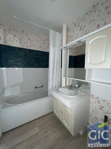 Location Appartement 3 pièces 65m² - Photo 5