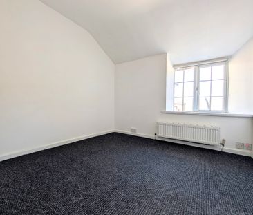 George Street, Pontyclun, Llantrisant - Photo 3