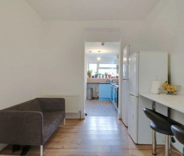 Victor Road, Kensal Rise, NW10 - Photo 2