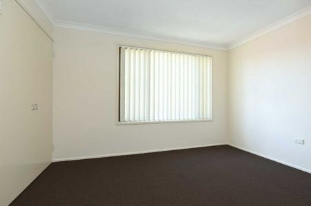 1/8 Carey Street, Kearneys Spring - Photo 2