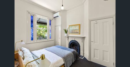 Modern living with space for the whole family - Photo 4