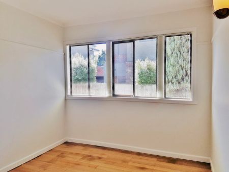 4 Bed, 2 Bath - Photo 3