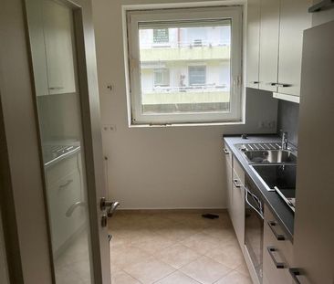 Frisch renovierte 2-Zimmer Wohnung in Hamburg Schnelsen - Foto 1