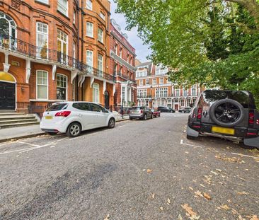 Kensington Court, London, W8 - Photo 4