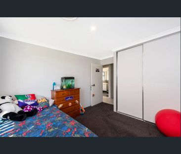 Your Dream Family Home Awaits - Photo 4