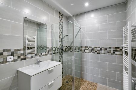 Location Maison 5 pièces 121m² AMBARES ET LAGRAVE 33440 - Photo 4