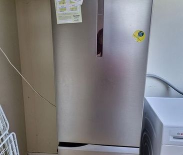 Fully furnished unit - ready to move in - Photo 2