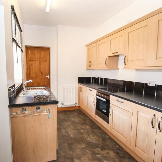 3 bedroom townhouse to rent - Photo 1