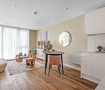 Golden House, Guildford, GU1 - Photo 1