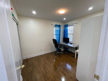 For Lease - 235 Brisdale Drive Unit# Upper, Brampton, Ontario - Photo 2