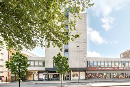 Norwich House, Streatham, SW16, London - Photo 2