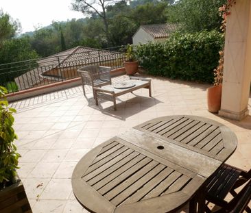 En location pour petite famille à Valbonne : duplex avec terrasse - Photo 6