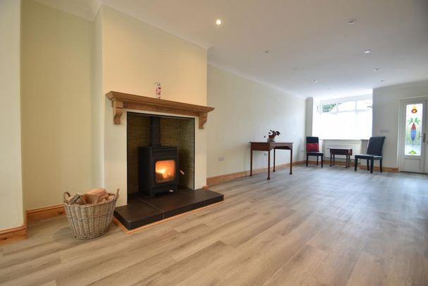 3 bedroom detached house to rent - Photo 1